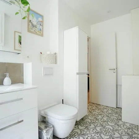 Appartamento Very Nice Apt In The Heart Of Belleville *